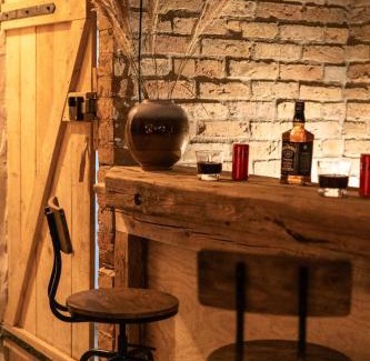 Plociczno-Tartak Villa | Dom Biały, willa nad jeziorem