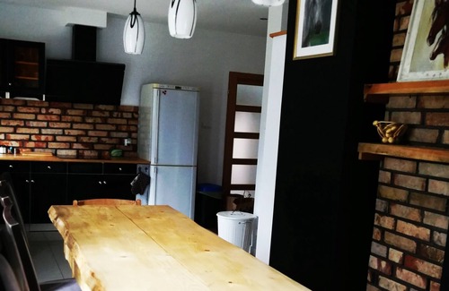 Zabia Wola House | Dom blisko Suntago i Warszawy! Pokój z billardem, taras,ogród miejsce na ognisko