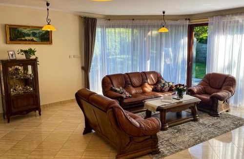 Walbrzych Villa | Dom na Poniatowie