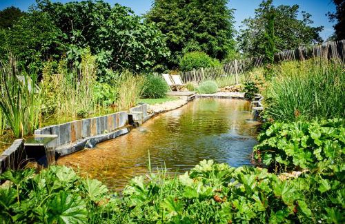 Rigny-Usse Bed & Breakfast | Domaine de la Juranvillerie, gîte et chambres d'hôtes