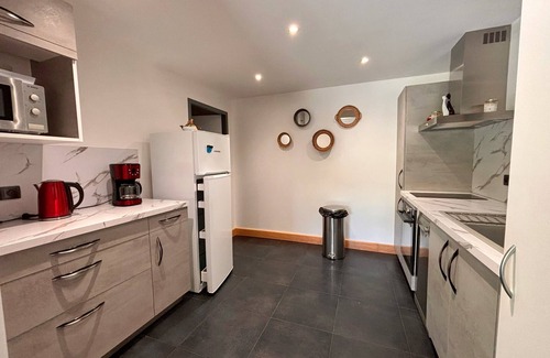 Valsonne House | Domaine de la Rue de la Tour SAS