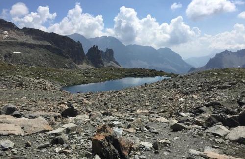 Les Avenieres Bed & Breakfast | Domaine du Manoir