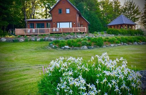 Le Granit Regional County Municipality Ski Chalet | Domaine Gagnon