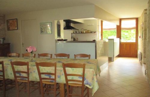 Maubec Bed & Breakfast | Domaine Jardin d'En Naoua