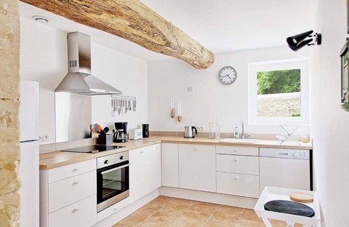 Poce-sur-Cisse Apartment | Domaine La Restrie - L'Atelier de Raphaël