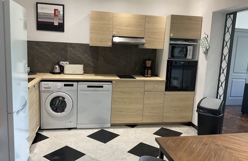 Berre-des-Alpes Apartment | Domaine Le Rocher d'Argent Appart dans domaine Swimming pool & Jacuzzi & Games room