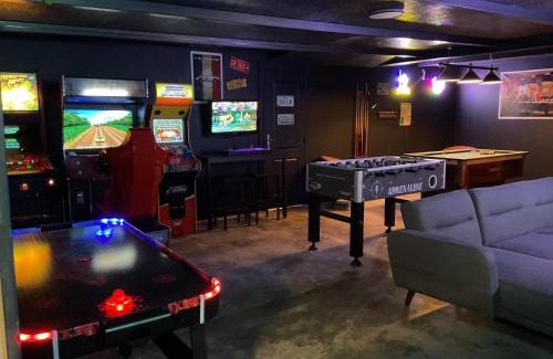 Berre-des-Alpes Apartment | Domaine Le Rocher d Argent avec Piscine Extérieur ,Jacuzzi Intérieur et Salle de jeux