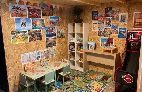 Berre-des-Alpes Apartment | Domaine Le Rocher d Argent avec Piscine Extérieur ,Jacuzzi Intérieur et Salle de jeux