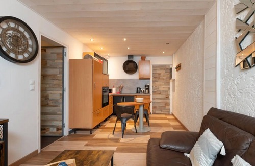 Meslan Cabin | Domaine Moulin Blanc : Gîte 3 Triskel Avec SPA