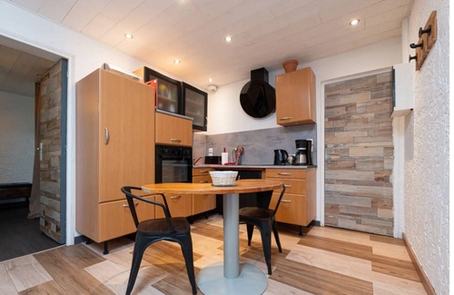 Meslan Cabin | Domaine Moulin Blanc : Gîte 3 Triskel Avec SPA