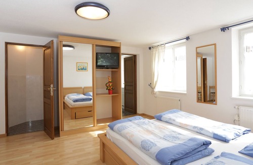 Saint-Hippolyte Bed & Breakfast | Domaine Sylvie Fahrer & Fils