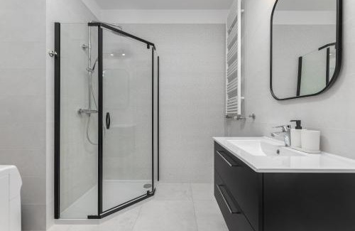 Mokotow Apartment | Domaniewska 24 by Homeprime