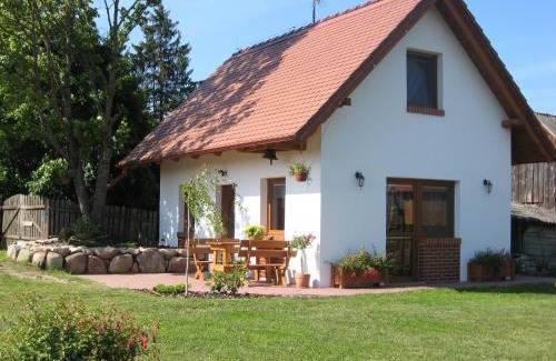 Lipusz House | Domek Czerwony Kapturek