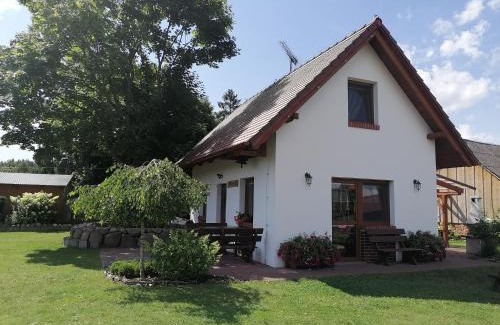 Lipusz House | Domek Czerwony Kapturek