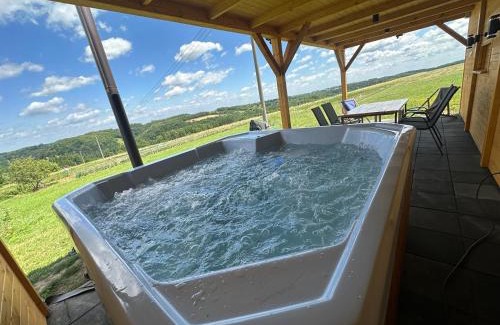 Wola Kalinowska Apartment | Domek Delux -komfortowe apartamenty, domki w Ojcowskim Parku Narodowym Z Jaccuzi