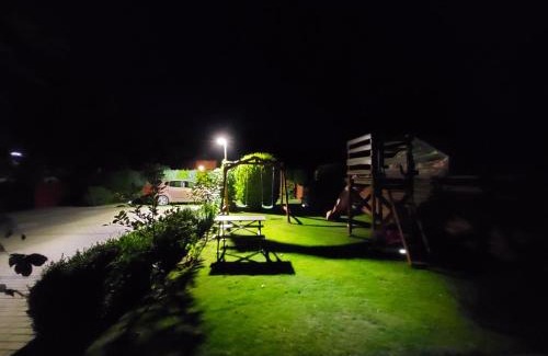 Choczewo Resort | domek Drewniany na wiejskiej