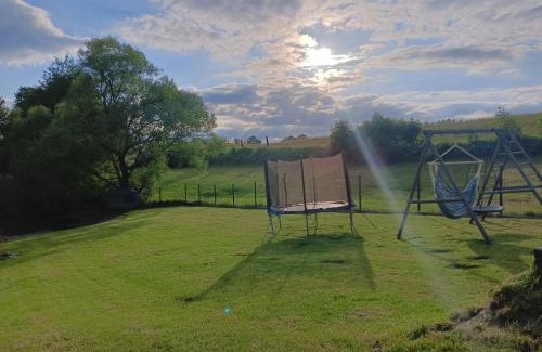 Karwie Apartment | Domek I nad jeziorem OSTOJA Mrągowo-Krzywe mazury