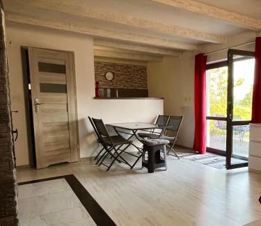 Wrzescie House | Domek na źródlanej polanie