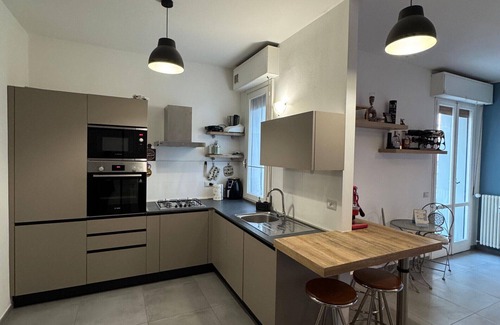 Crocetta-San Lazzaro-Modena Est Apartment | Domus Plinio - Affitti Brevi Italia