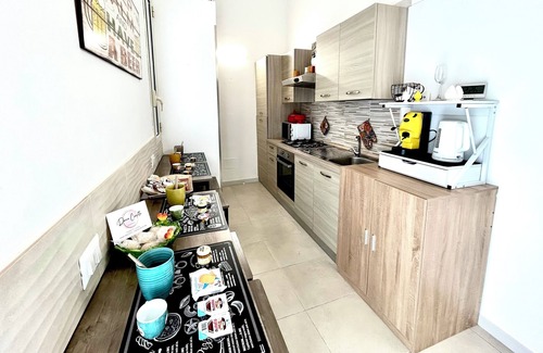 Santa Lucia Apartment | Donna Concetta a stone's throw from Ortigia