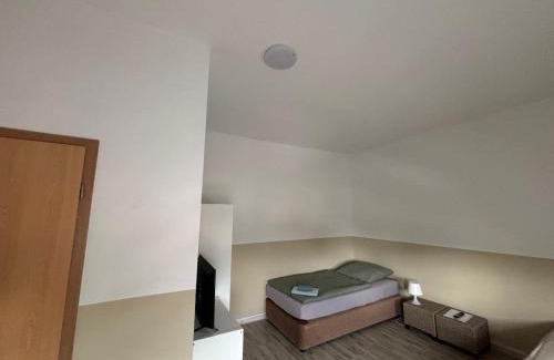 Meine Hotel | Doppeltimmer Tv-Bad-Kühlschrank-10