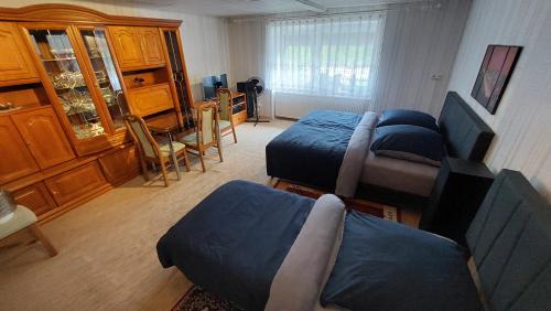 Salzatal House | Doppelzimmer 2 mit Aufbettung Erdgeschoß