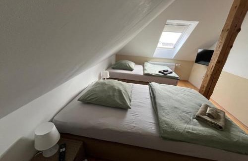 Meine Hotel | Doppelzimmer-Bad-Kühlschrank-Tv-19