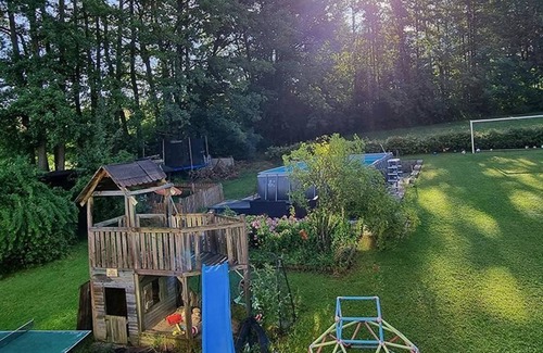 Zell Am Moos Apartment | Doppelzimmer mit Balkon 2 - Haus Rindberger und Pfarl