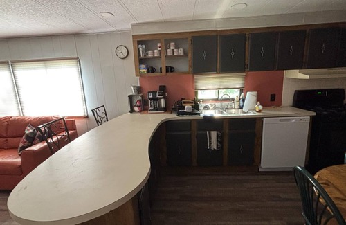 Hulett House | Dorothy's Hideaway, 3 Bed, 2 Bath, Near Devils Tower National Monument.