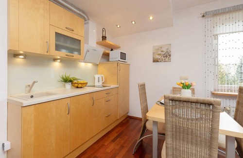 Bemowo House | Dostępna 62A | House | Parking