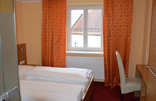 Scharding House | Double room, shower, WC - Hotel Stiegenwirt