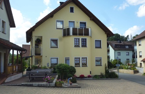 Heiligenstadt in Oberfranken Apartment | Double Room - Bed and Breakfast Klein