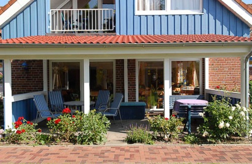 Esens Cottage | Double room Krabbe in the Hotel-Pension Altes Siel - Double room Krabbe with