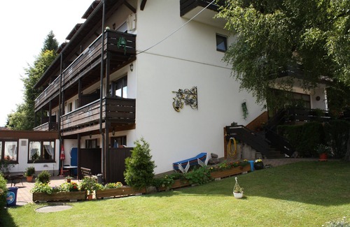 Herrischried Apartment | Double room mountain view with 2 single beds - Pension Hauber