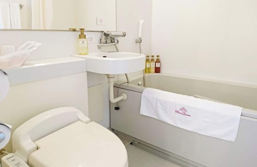 Asato Hotel | Double room Nonsmoking 18m2 140cm bed | Trav/Naha Okinawa