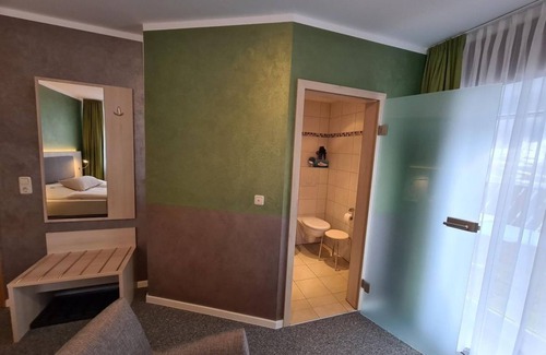 Bischofsgruen Bed & Breakfast | Double room, shower, WC, non-smoking - Verwöhn Pension Wiesengrund