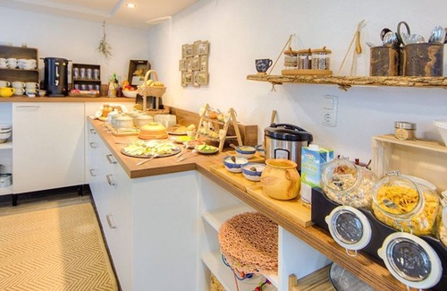 Mondsee Cottage | Double room with balcony Drachenwand - Seepension Hemetsberger