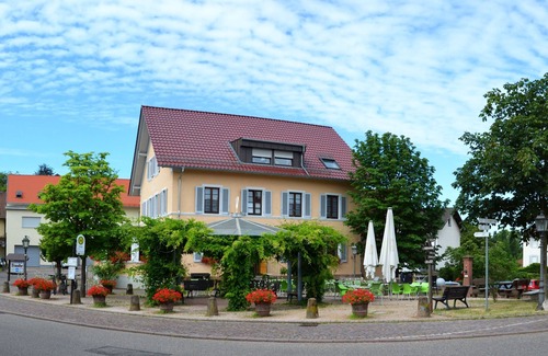 Steinbach Apartment | Double room with balcony, shower and WC, max. 2 persons