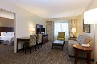 Texas Medical Center Hotel | DoubleTree by Hilton Houston Medical Center Hotel & Suites