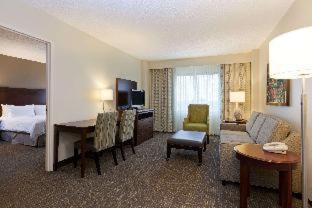 Texas Medical Center Hotel | DoubleTree by Hilton Houston Medical Center Hotel & Suites