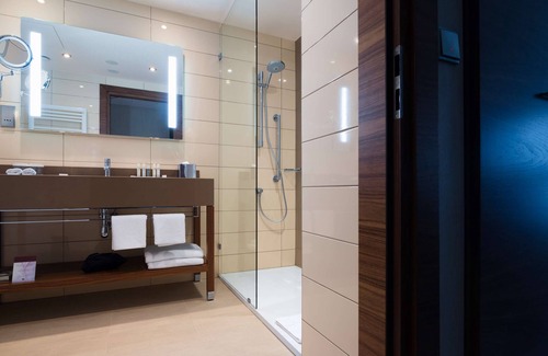 Grzegorzki Hotel | DoubleTree by Hilton Krakow Hotel & Convention Center