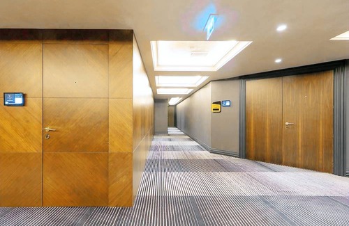 Karaoz Hotel | DoubleTree By Hilton Izmir Airport