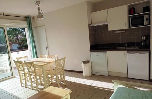 Moliets-et-Maa Apartment | Douceur océane: T3 apartment with swimming pool and sauna, 3 minutes from the beach