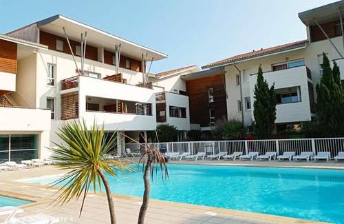 Moliets-et-Maa Apartment | Douceur océane: T3 apartment with swimming pool and sauna, 3 minutes from the beach