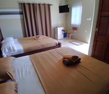 Zanderij House | Douglas Airport Guesthouse