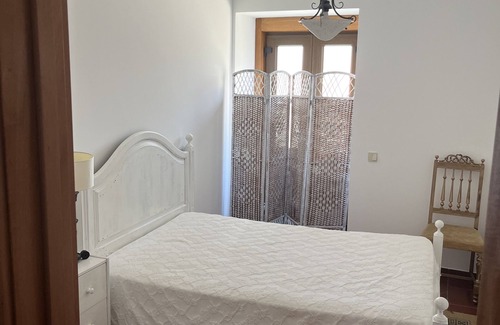 Barro House | Douro Vinhateiro T5 Régua / Resende