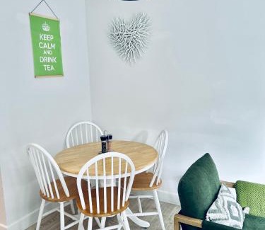 Dover Apartment | Dover Ferry Apartments with private terrace and castle views