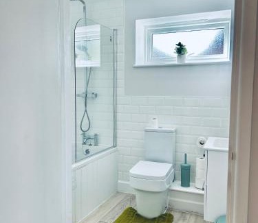 Dover Apartment | Dover Ferry Apartments with private terrace and castle views