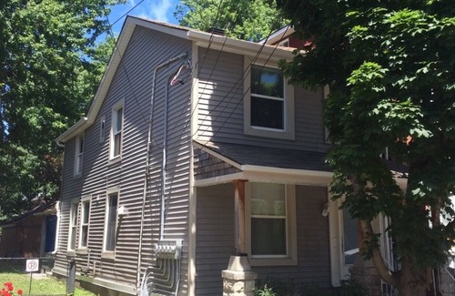 Kingston Apartment | Downtown 1Bdrm on Wellington