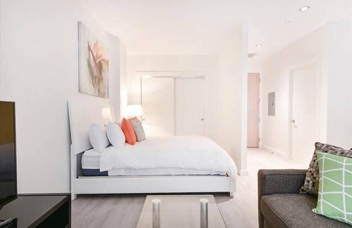 Chinatown Apartment | Downtown Boston | Studio | Full Kitchen | W/D | by GLS